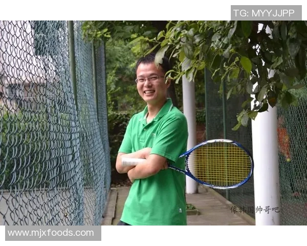 重庆网球队技术提升之路：聚焦网球训练与战术分析